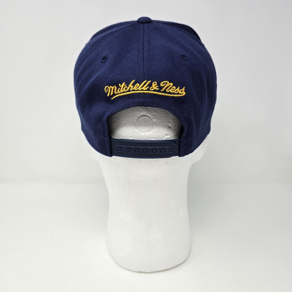 Mitchell & Ness Cleveland Cavaliers Navy Blue LeBron James 23 Snapback Hat NBA - Picture 6 of 12